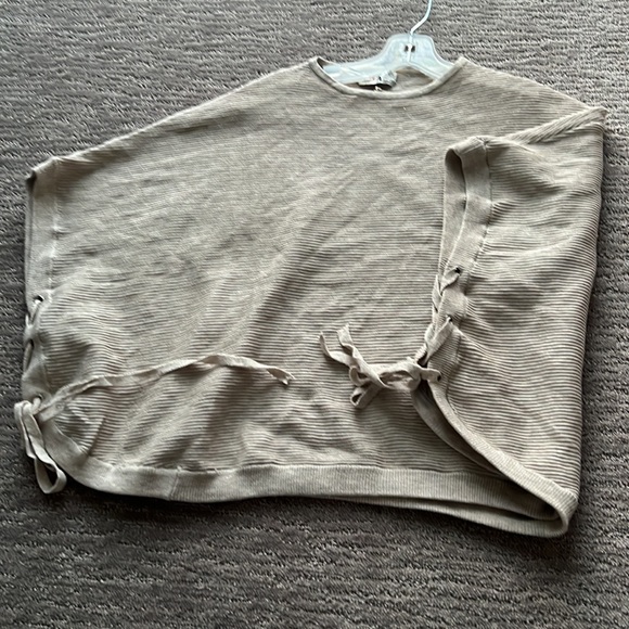 Poof Apparel Ponchos M - Picture 11 of 14